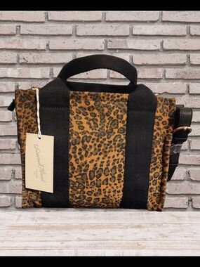 Leopard Print Canvas Tote with Black Straps. NWT